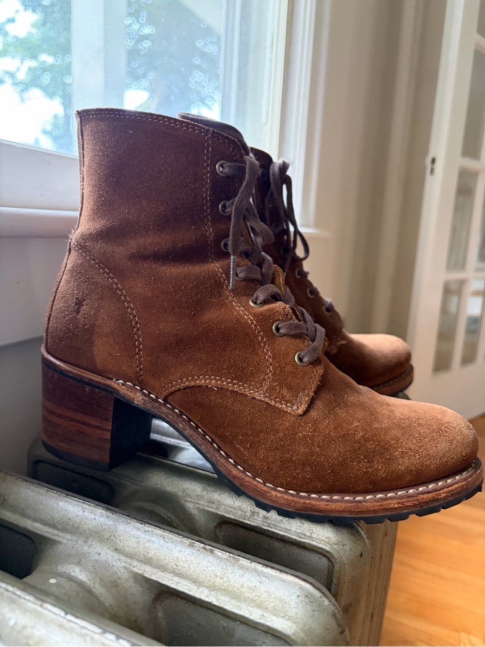 Frye Women's Chestnut Suede Lace-Up Ankle Boots